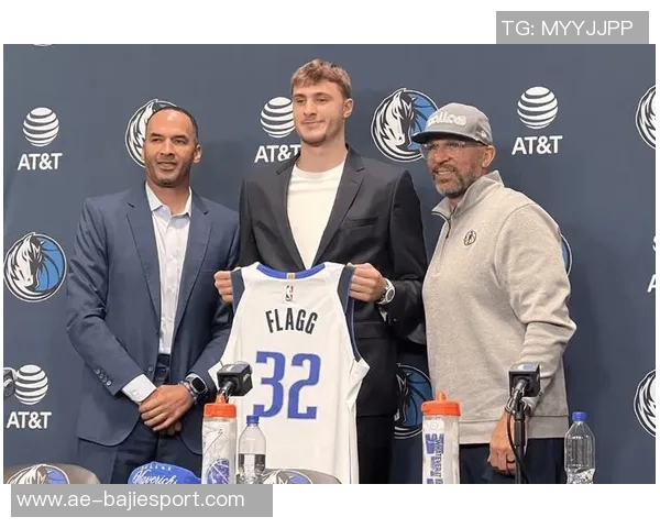 独行侠与雷霆首发阵容对决弗拉格浓眉克莱拉塞尔莱夫利出战SGA因伤缺席 独行侠与雷霆首发阵容对决弗拉格浓眉克莱拉塞尔莱夫利出战SGA因伤缺席